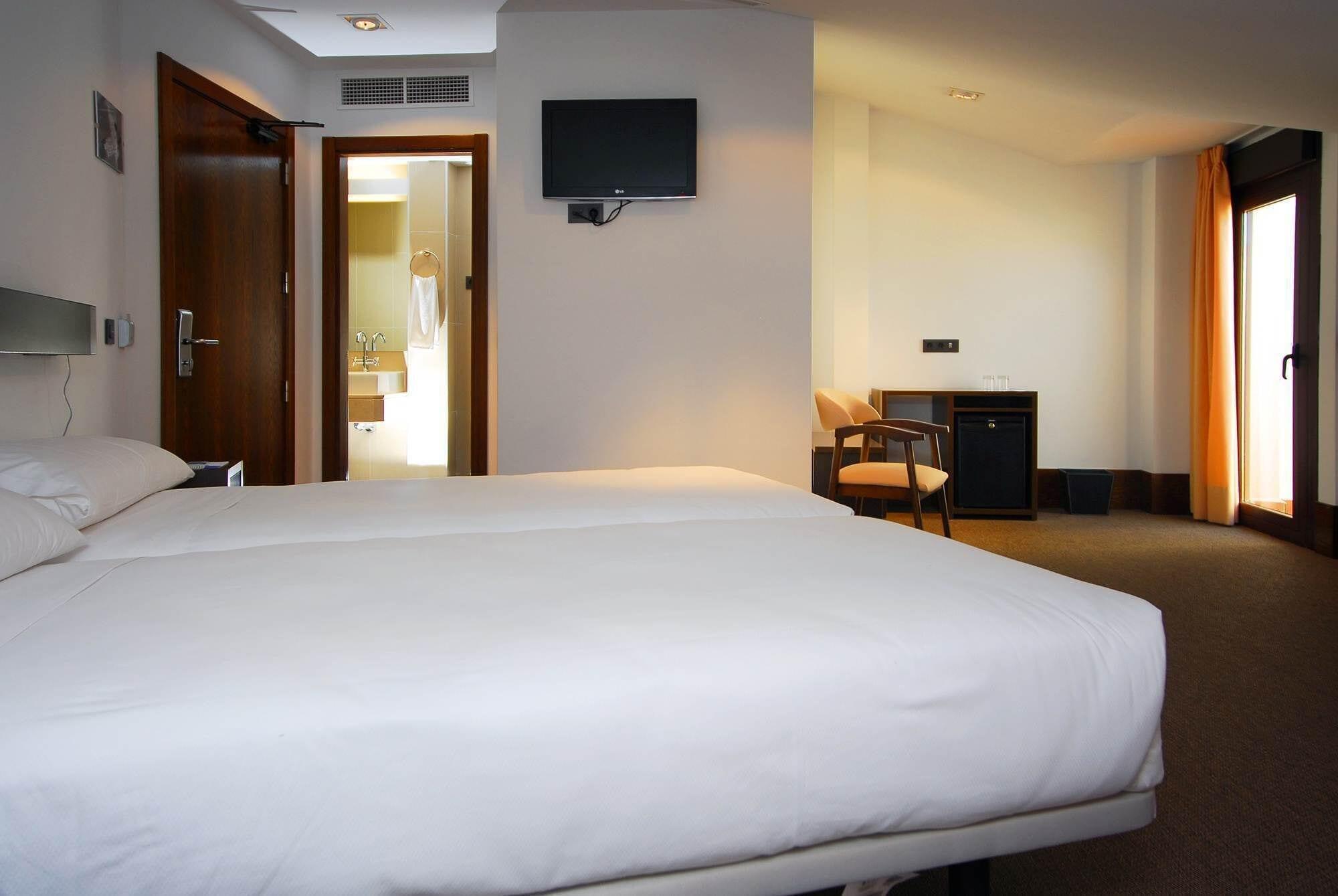 Hotel Domus Plaza Zocodover Толедо Экстерьер фото