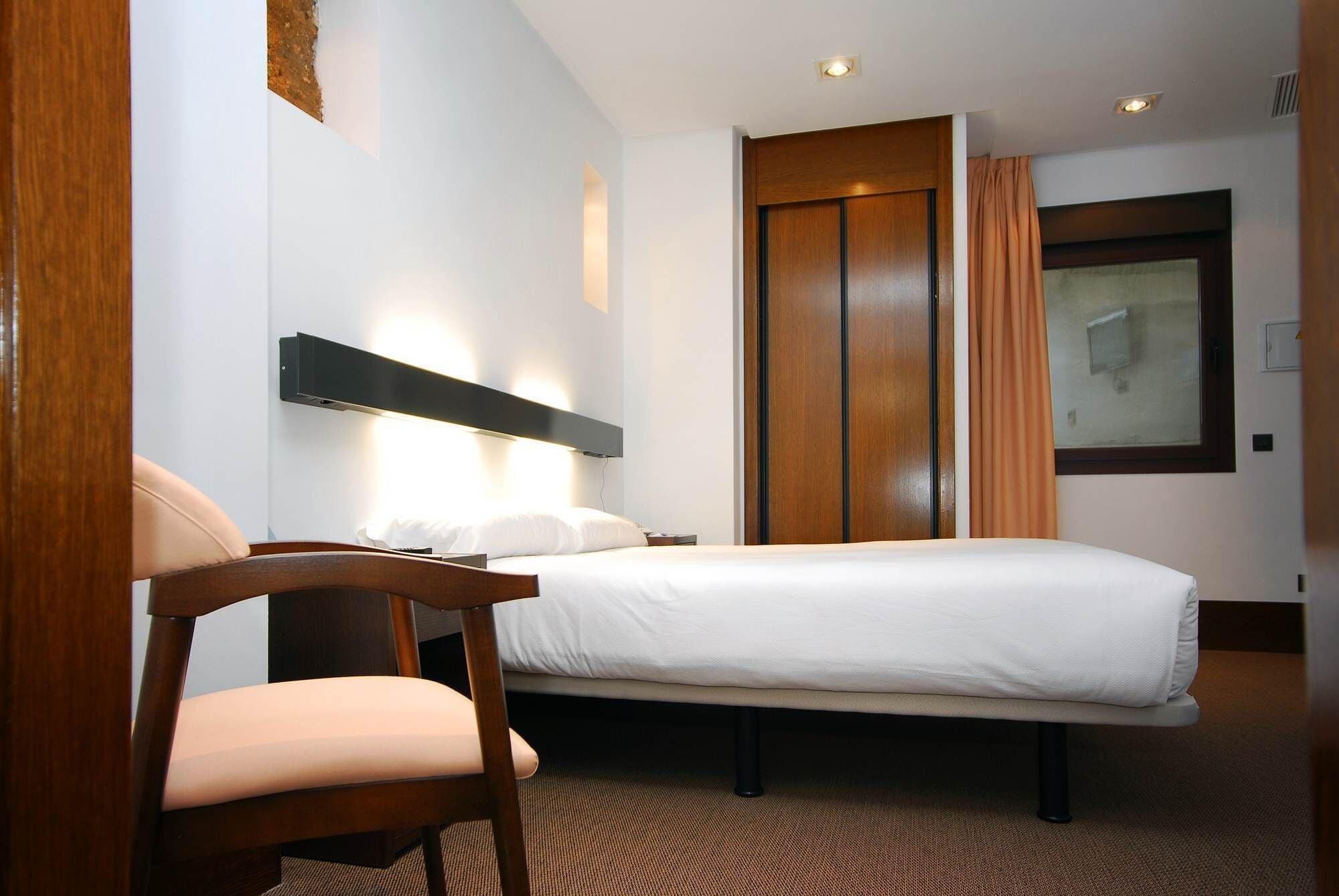 Hotel Domus Plaza Zocodover Толедо Номер фото