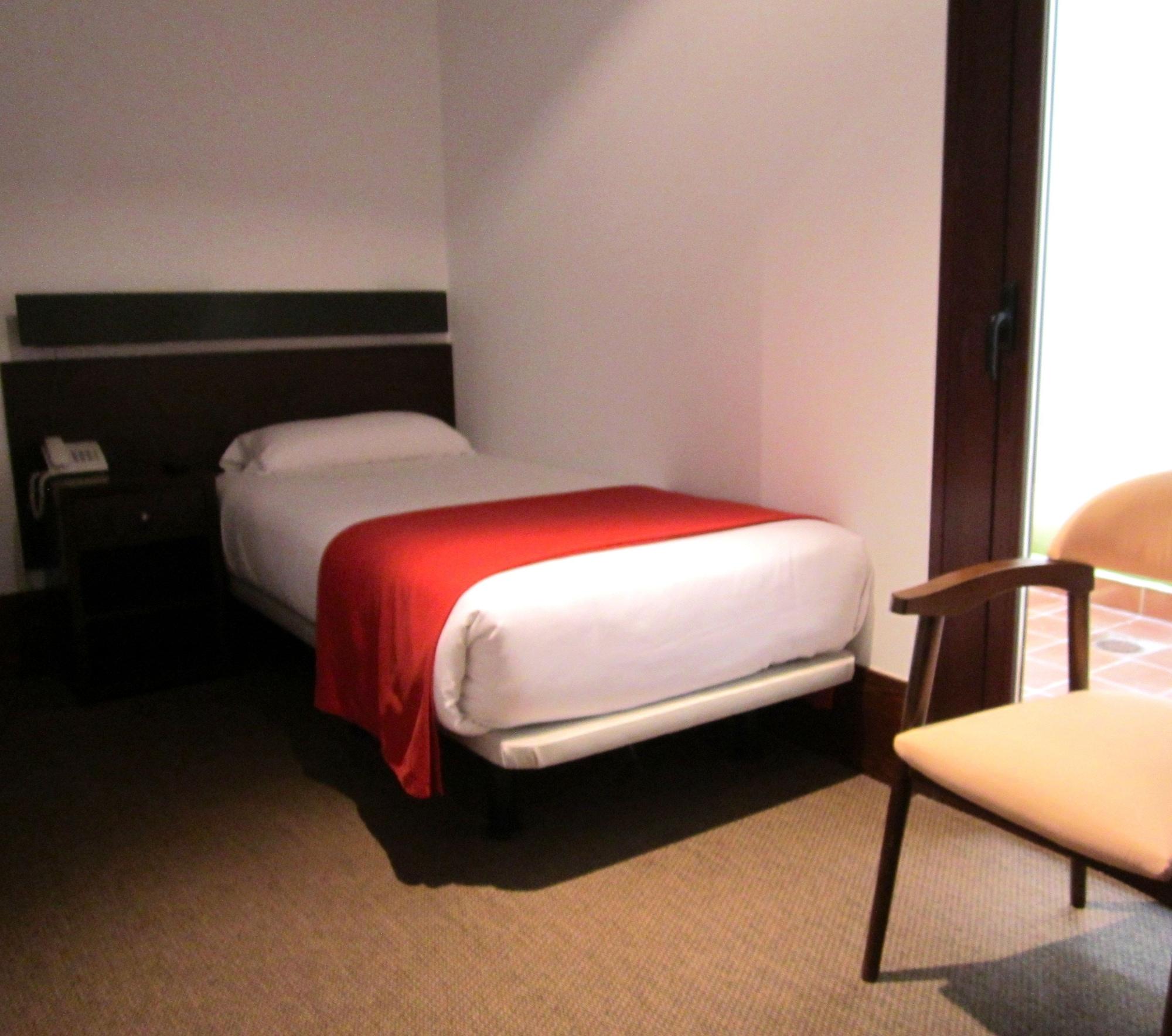 Hotel Domus Plaza Zocodover Толедо Экстерьер фото