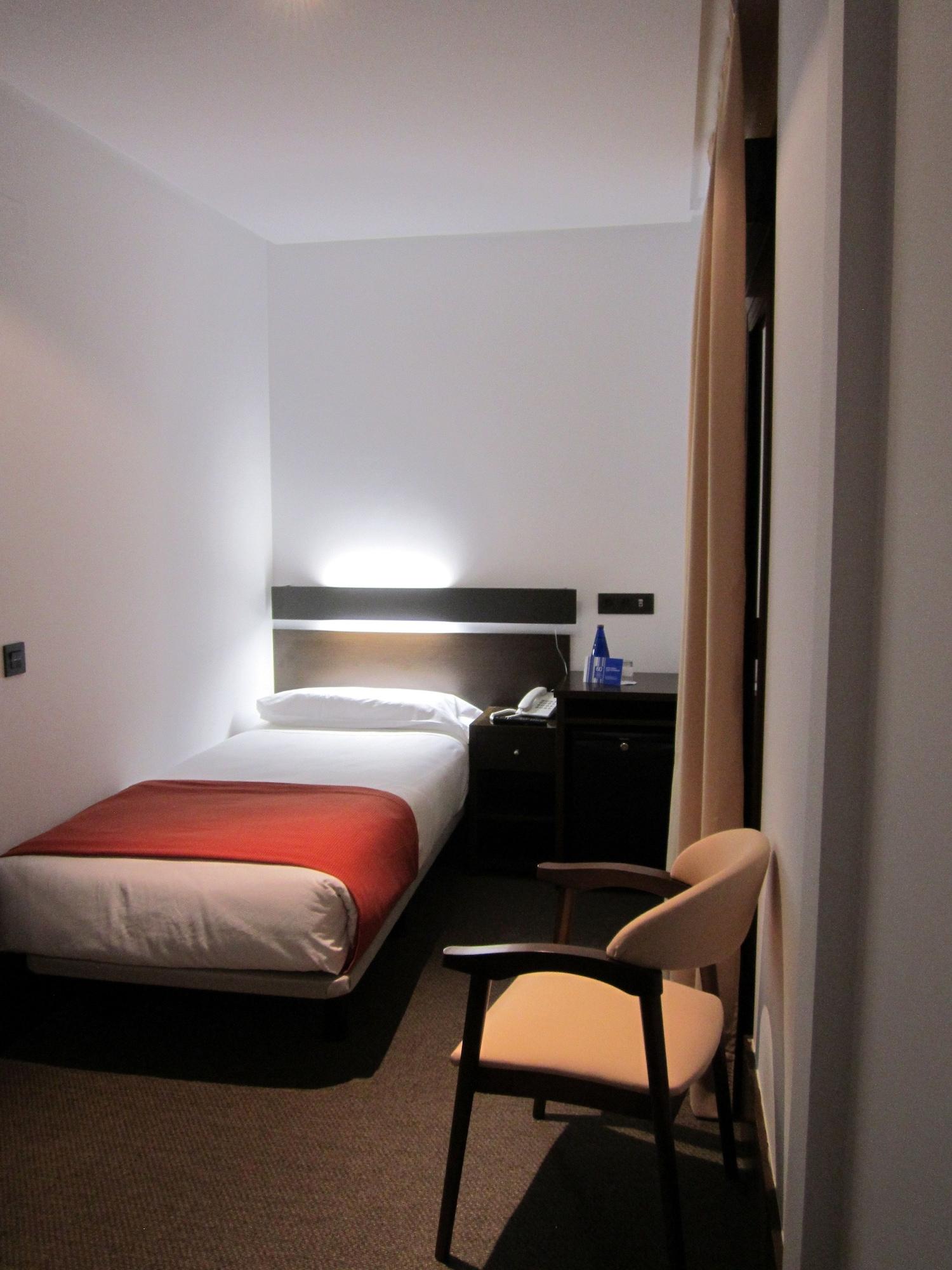 Hotel Domus Plaza Zocodover Толедо Экстерьер фото