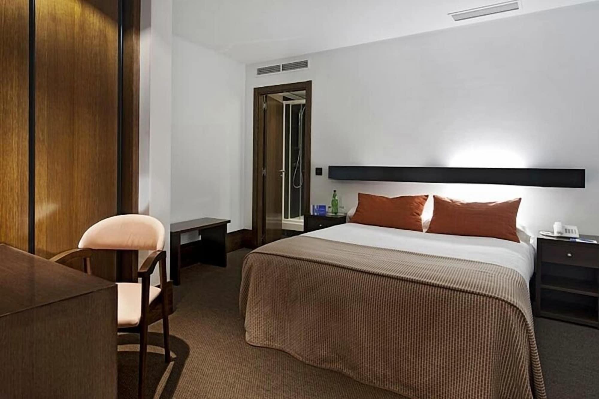Hotel Domus Plaza Zocodover Толедо Экстерьер фото